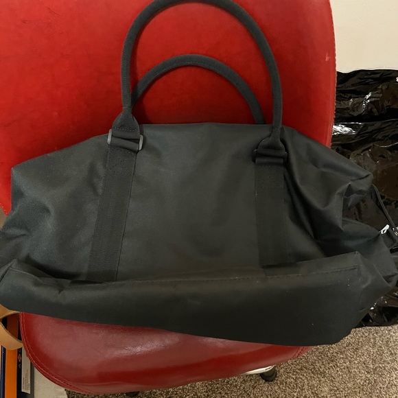 Journeyman adjustable duffle bag.  NWT.  No bag - Picture 3 of 12